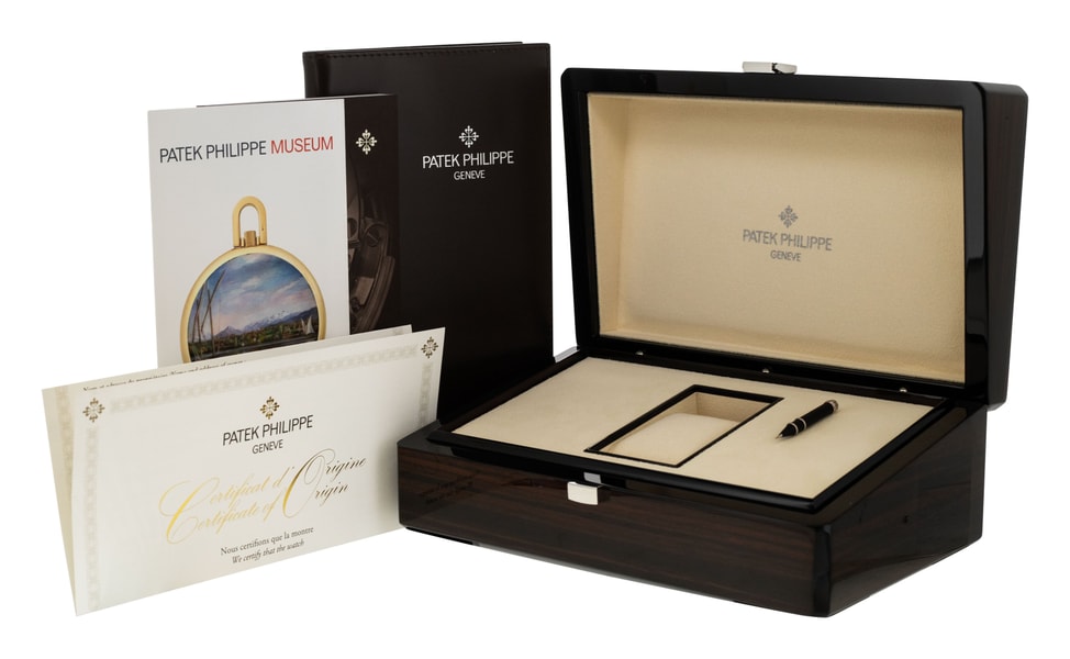 Patek Philippe Complications 4947/1A-001